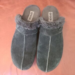 Crocs Women's Black Suede Mules, Size 9, EUC